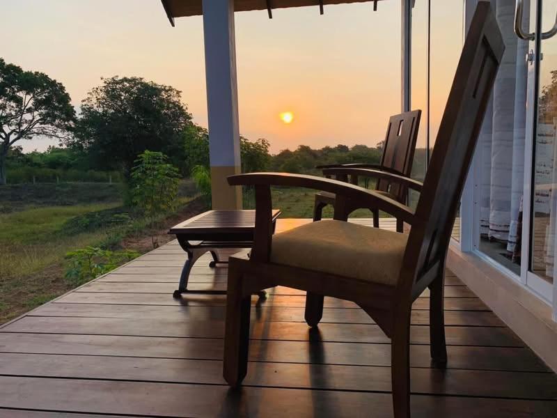 Thihawa Eco Huts Yala Bed & Breakfast Tissamaharama Luaran gambar