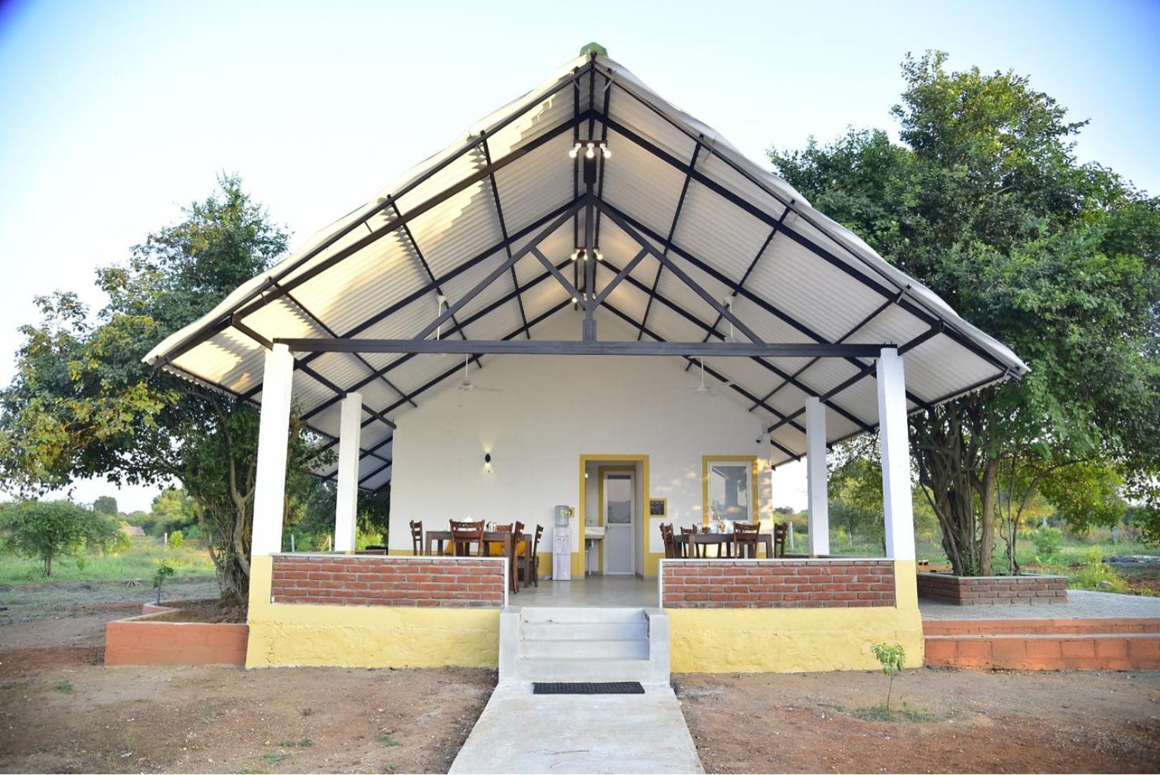 Thihawa Eco Huts Yala Bed & Breakfast Tissamaharama Luaran gambar